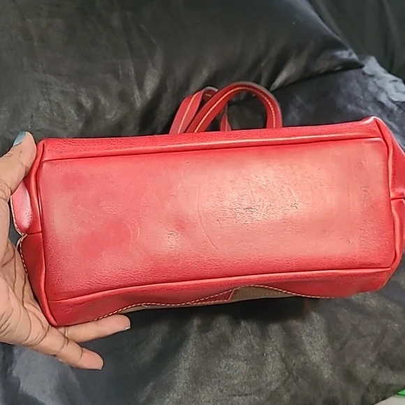 Dooney & Bourke shoulder bag - Picture 5 of 9